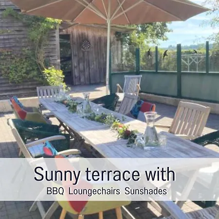 Paulis Cozy 4-bedroom Vacation - With 4 Bathrooms Sun Terrace & Sauna, To Hike & Bike, To Chil & Meet ビューリンゲン