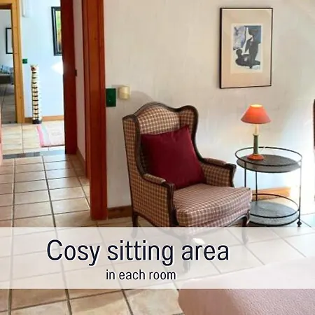 Paulis Cozy 4-bedroom Vacation - With 4 Bathrooms Sun Terrace & Sauna, To Hike & Bike, To Chil & Meet *