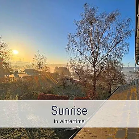 Paulis Cozy 4-bedroom Vacation - With 4 Bathrooms Sun Terrace & Sauna, To Hike & Bike, To Chil & Meet Сasa de vacaciones *