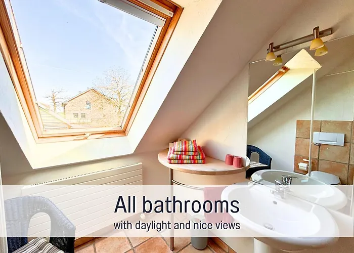 Paulis Cozy 4-bedroom Vacation - With 4 Bathrooms Sun Terrace & Sauna, To Hike & Bike, To Chil & Meet Σπίτι διακοπών *